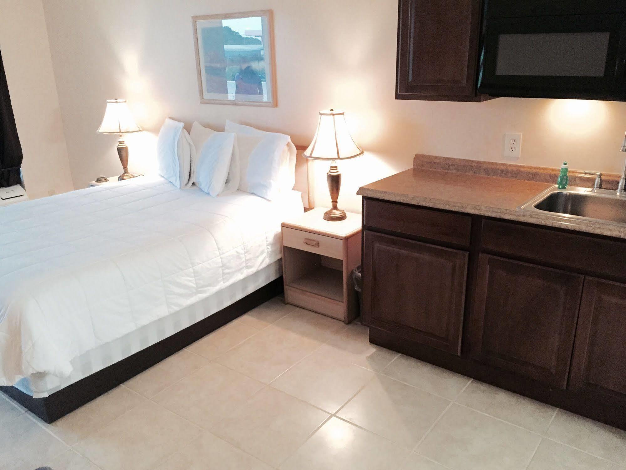 Palms Garden Inn Ellisville Eksteriør bilde