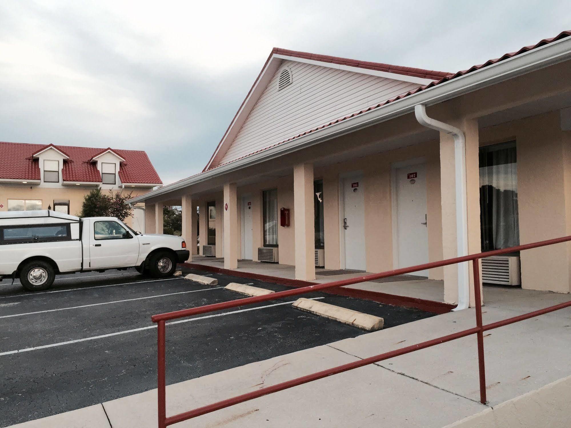 Palms Garden Inn Ellisville Eksteriør bilde